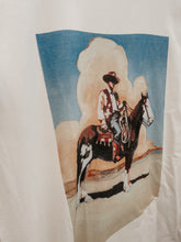 Load image into Gallery viewer, SITTIN PRETTY TEE
